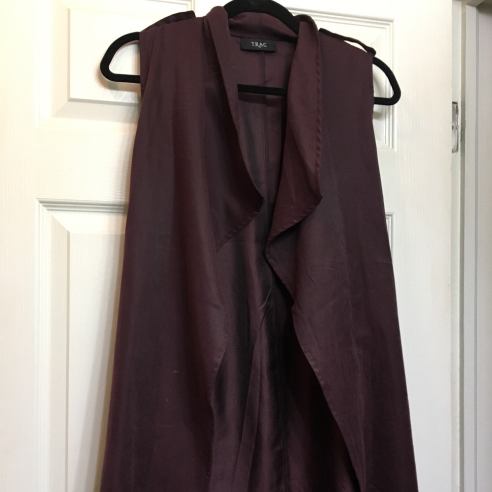 Sleeveless Long Solid Vest